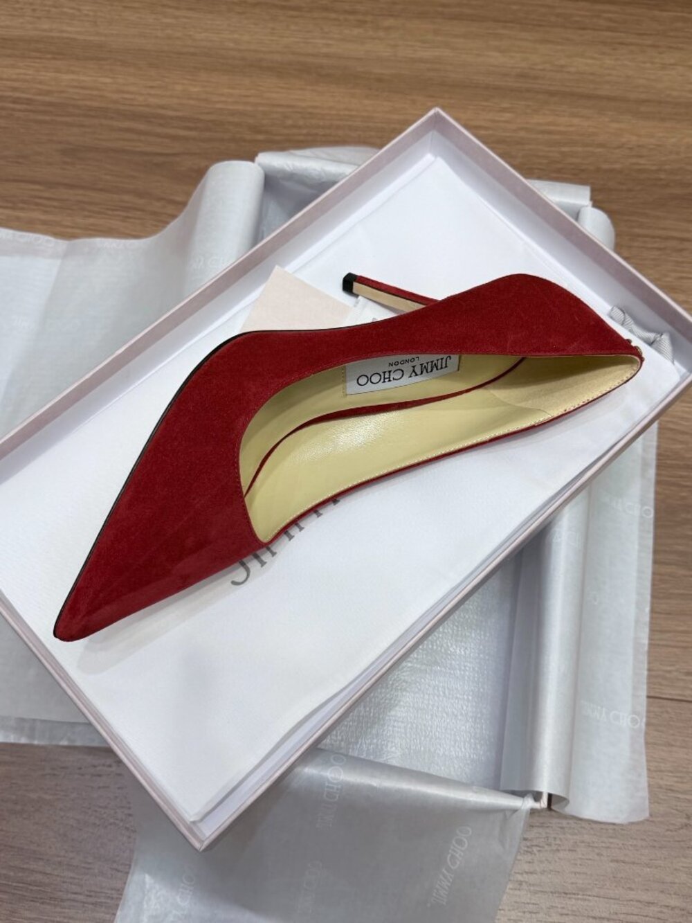 Jimmy Choo Red Suede Pointed Toe Pumps Heels Size 38 New - Picture 4 of 6